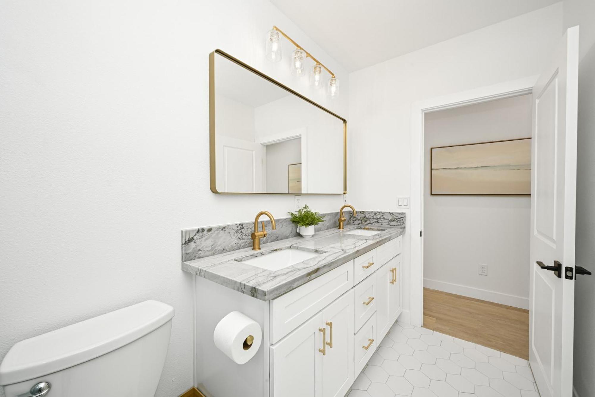 Brand New Home By The Beach & Historic Sunset Water Tower صن سيت بيتش المظهر الخارجي الصورة
